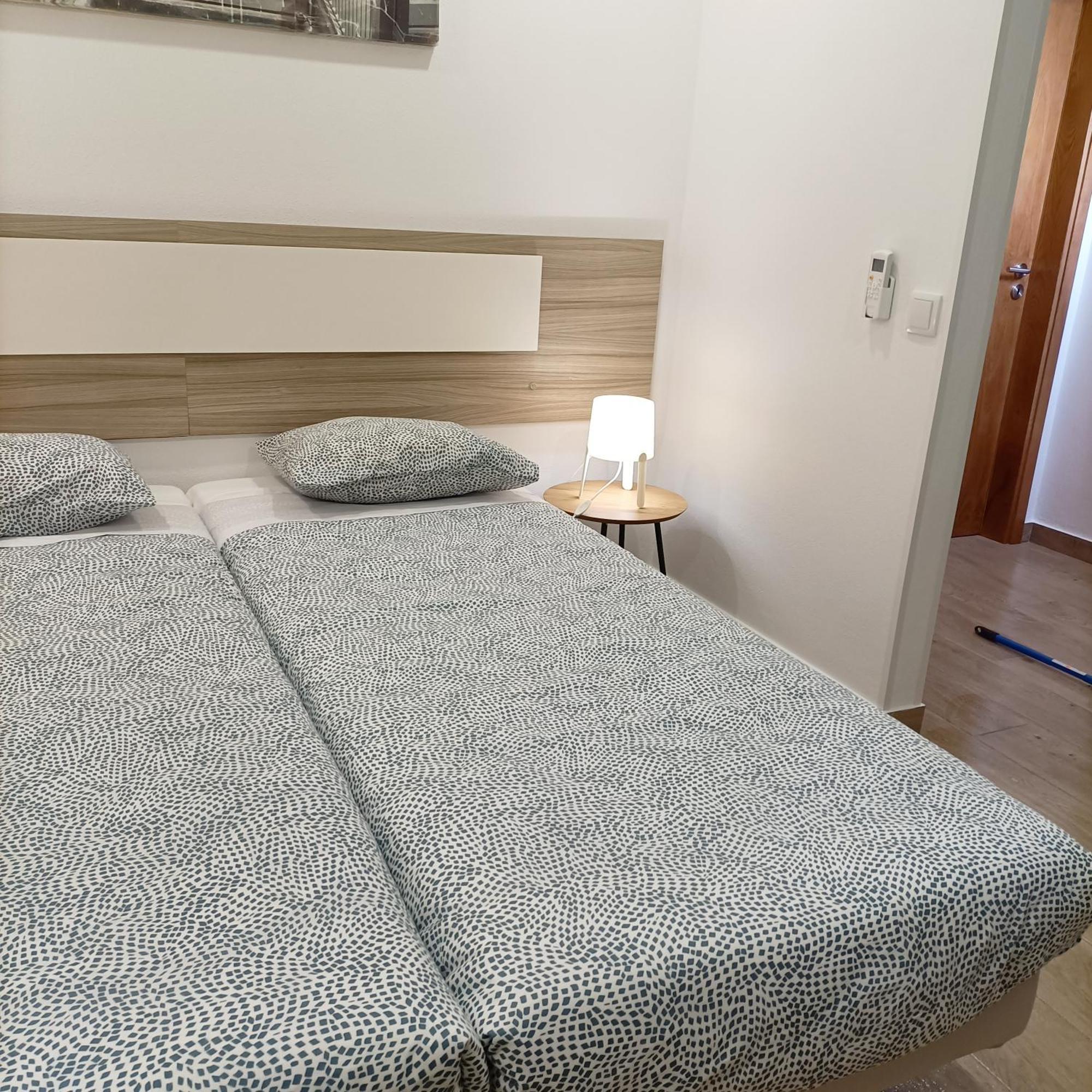 Good Vibes - Lagos Guesthouse Bagian luar foto