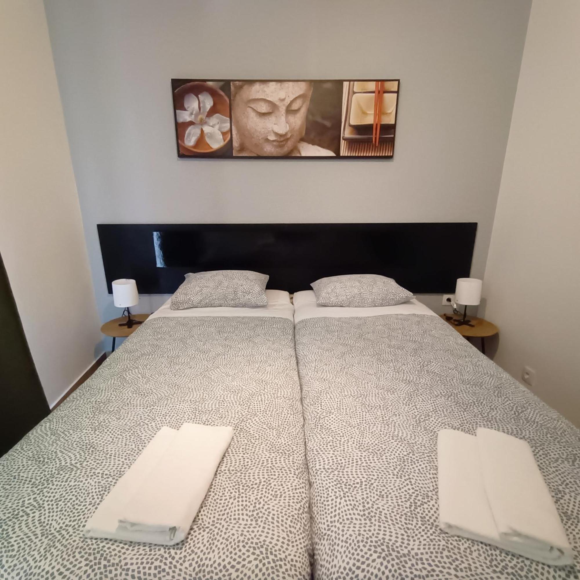 Good Vibes - Lagos Guesthouse Bagian luar foto